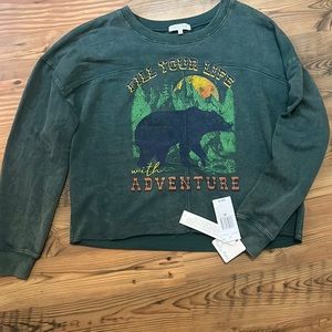 NWT green cropped sweatshirt